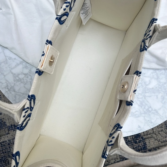 Sandro Blue and Cream “Book Tote Bag” - Picture 7 of 10